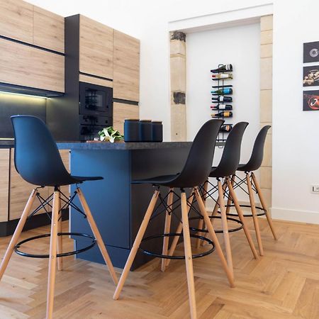 Residenza Dumah - Elegante Dimora In Centro Apartment Syracuse Exterior photo